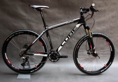 Bicicleta CUBE ltd cc Model 2011 foto