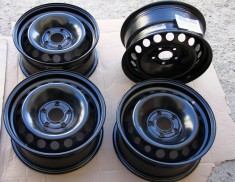 Vand jante tabla 15&amp;quot; Renault Megane3 + Fluence - noi, originale Renault foto