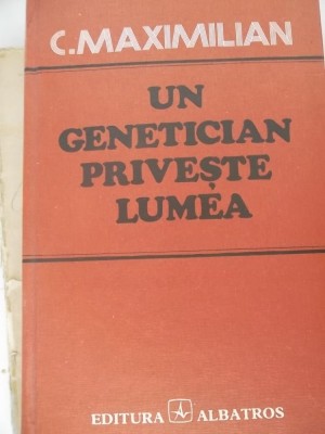 UN GENETICIAN PRIVESTE LUMEA -C.MAXIMILIAN foto