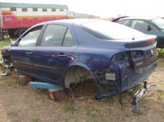 Renault Laguna 2 foto