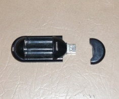 Incarcator extensibil USB pentru acunulatori R6,R3 foto