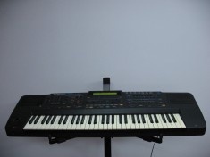 ORGA ROLAND E-70 INTELLIGENT SYNTHESIZER IN STARE FOARTE BUNA + SUPORT + 3 CARDURI CU RITMURI foto