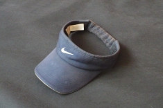 Vand cozoroc NIKE,ORIGINAL,stare buna foto