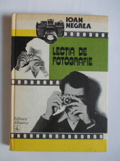 LECTIA DE FOTOGRAFIE .IOAN NEGREA. 1984 foto