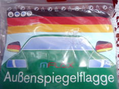 Huse oglinzi auto, imbracaminte oglinzi auto in culorile Germaniei foto