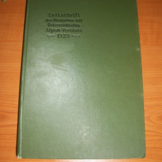 ALPII GERMANI , O CARTE DESPRE MUNTII ALPI DIN 1925 + 3 HARTI SCARA 1:25000 ,IN LIMBA GERMANA .