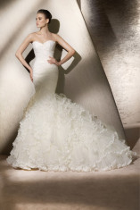 Rochie mireasa San Patrick model Royal colectia 2012 marimea 36-38 off white si voal 5m San Patrick best seller foto