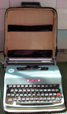 masina de scris OLIVETTI LETTERA 32, made in Germany 1963, functioneaza+ribon, eticheta de fabricatie originala foto