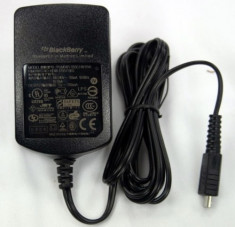 INCARCATOR BLACKBERRY 9320 Curve ORIGINAL MUFA MICROUSB NOU foto