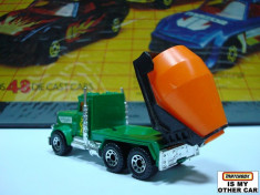 MATCHBOX --PETERBILT CEMENT MIXER ++2000 DE LICITATII !! foto