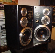 BOXE TECHNICS SB-CD 320 foto