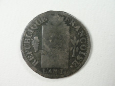 REPUBLICA FRANCEZA - 1793 AL DOILEA AN DE REPUBLICA DUPA REVOLUTIA FRANCEZA - MONEDA BATUTA DIN BRONZ PROVENIT DIN CLOPOTE DE BISERICA - MONEDA RARA foto