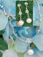 Set colier si cercei mireasa, &amp;quot;Pearl and Austrian Crystal Wedding Jewelry Set &amp;quot;/ Set bijuterii mireasa/Set perle foto