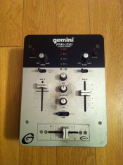 Mixer de DJ Gemini PMX 350 foto