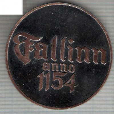 C276 Medalie Tallinn anno 1154 -cutie de carton, suport interior din lemn -marime circa 79mm -aprox.140gr-starea care se vede foto