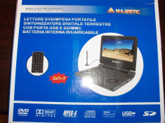 DVD player portabil Majestic cu SD card si USB display 9 inch foto