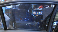 Mercedes E Class W211, geam portiera stanga spate foto