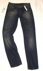 LICHIDARE - blugi dama / talie 30-31 , lungime 34 / vitamina jeans / made in italy foto