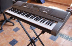 Vand orga yamaha ypt 310 in stare foarte buna suport 700 ron foto