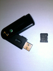 Card M2 4 GB SONY + Card Reader Sony Ericson foto