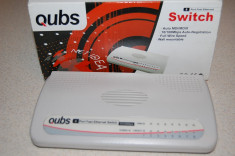 QUBS SWITCH 8 PORTUR 10/100 Mbps , Auto MDI/MDIX foto
