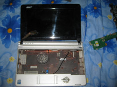 Carcasa laptop Acer Aspire One model ZG5 foto