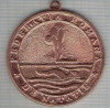 C366 Medalie FEDERATIA ROMANA DE NATATIE -Locul III -marime cca 60X65mm, gr. aprox 45 gr. -starea ce se vede