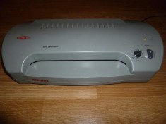 Laminator A4 Attalus 900 foto