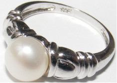 Inel vechi din argint cu perla (2) foto
