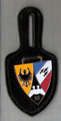 C410 Medalie militara -heraldica interesanta -Germania -marime cca 88X42(31X39) mm, gr. aprox 17 gr. -starea care se vede foto