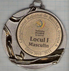 C454 Medalie Campionatul National de Baschet, Divizia A -Locul I Masculin -Editia 2010-2011 -marime 69x75 mm, gr. aprox 45 gr.-starea care se vede foto