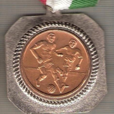 C445 Medalie FOTBAL -ZEMPLEN KUPA '91,Locul III -POLONIA -marime 52x55 mm, gr. aprox 21 gr.-starea care se vede