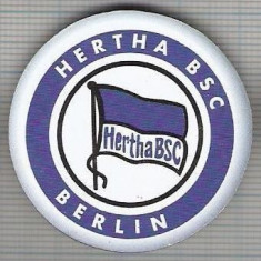 C426 Medalie(placheta magnetica) -Fotbal - HERTHA BSC BERLIN -Germania -marime 40 mm, gr. aprox 9 gr.-starea care se vede