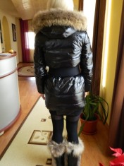 GECI MONCLER CU BLANA DE VULPE LA GLUGA!POZE REALE!! 2 BUCATI SUNT PE STOC , REDUSA ACUM ADE LA 799 RON LA 599 RON foto