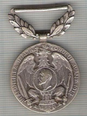 C487 Medalie IN AMINTIREA INALTATORULUI AVANT 1913 -DIN CARPATI PESTE DUNARE LA BALCANI-marime 49x33 mm, gr. aprox. 18 gr.-starea care se vede foto
