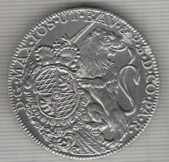 C486 Medalie sportiva -Germania (Comitetul Olimpic ?)-heraldica leu cu sabie si scut -marime 40 mm, gr. aprox. 23 gr.-starea care se vede