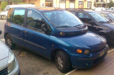 dezmembrez Fiat Multipla foto