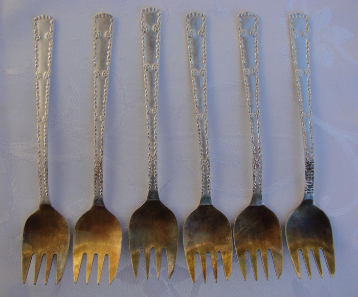 Set veritabil de sase furculite rusesti placate cu argint marca Kolchug-Mizar
