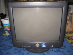 Monitor Dell- 17cm foto