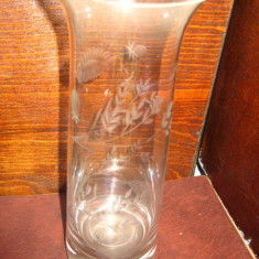 Vaza sticla gravata1, h- 25, d- 9 cm