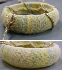 Bratara handmade, rigida imbracata in textil foto