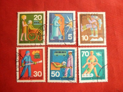 Serie - Voluntariat -Ajutor 1970 RFG , 6 val.stamp. foto