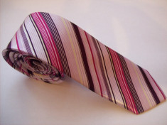 Cravata SLIM polyester satinat , model superb ! (reduceri de la 2 bucati) foto