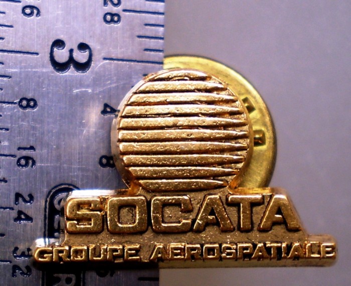 I.016 INSIGNA PIN AVIATIE COSMOS SOCATA GROUPE AEROSPATIALE