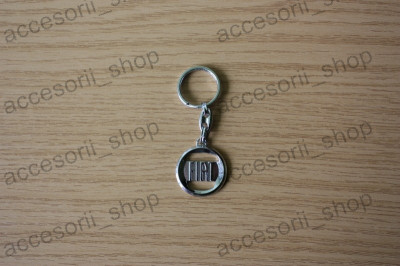breloc FIAT foto