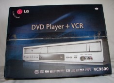 Video recorder combo DVD player LG - model VC-9800 NOU la cutie. foto