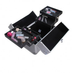 geanta pentru ustensile manichiura, cosmetice, geanta cosmetice, beauty case box, geanta manichiuriste foto