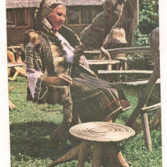 carte postala(ilustrata)-BUCOVINA-costum popular