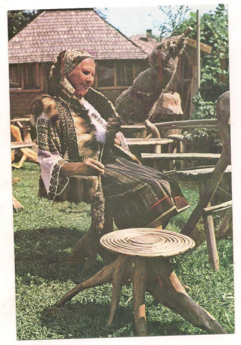 carte postala(ilustrata)-BUCOVINA-costum popular
