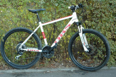 Bicicleta MTB DBS Intruder 0347 mountain bike giant cannondale cursiera trekking trek foto